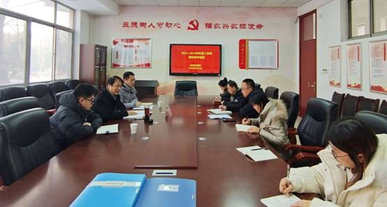 http://www.lcvtc.edu.cn/__local/8/11/D2/FF9F499DD3E28B9E57595246948_E93DD0B8_4201C.jpg